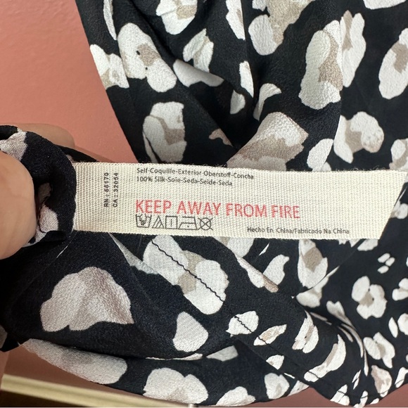 Intimately Free People size medium black & white leopard print drape neck shell - Picture 2 of 7